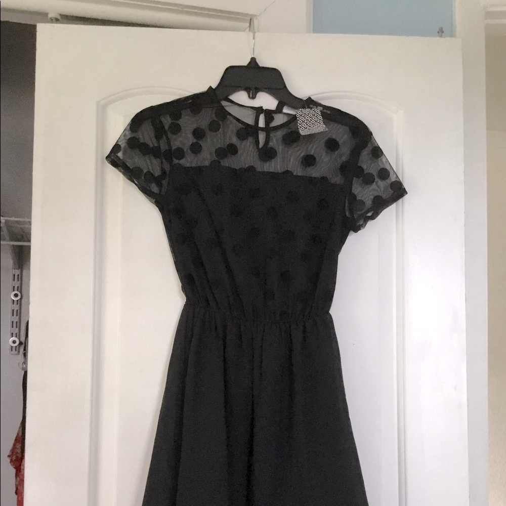 Cute black dress